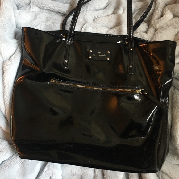 kate spade Handbags - Kate Spade Patent Tote